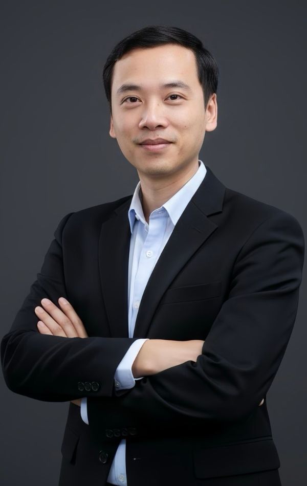 CEO Jack Nguyễn